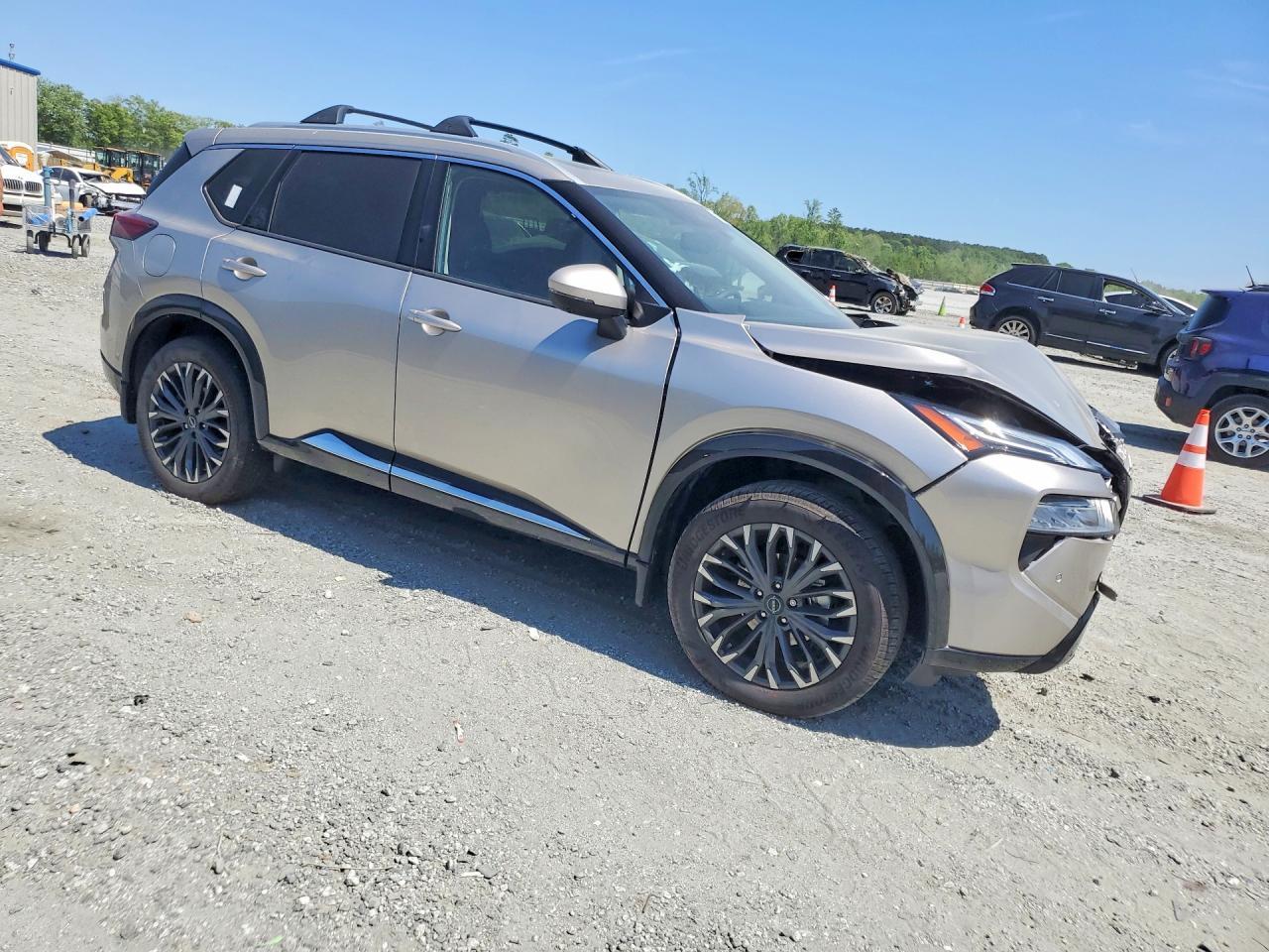 2026 Nissan Rogue Platinum - Фото 4