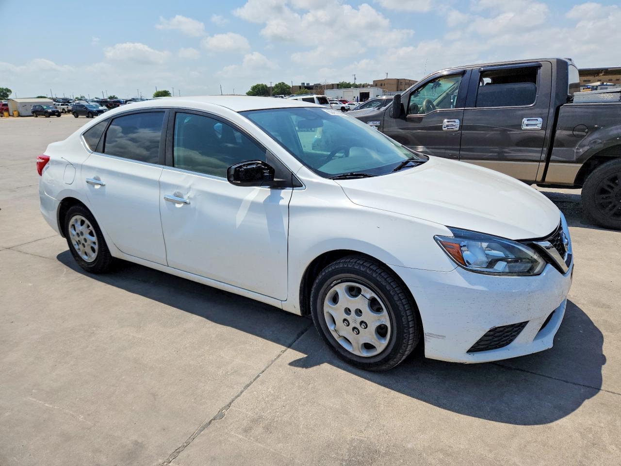 2017 Nissan Sentra S - Фото 4