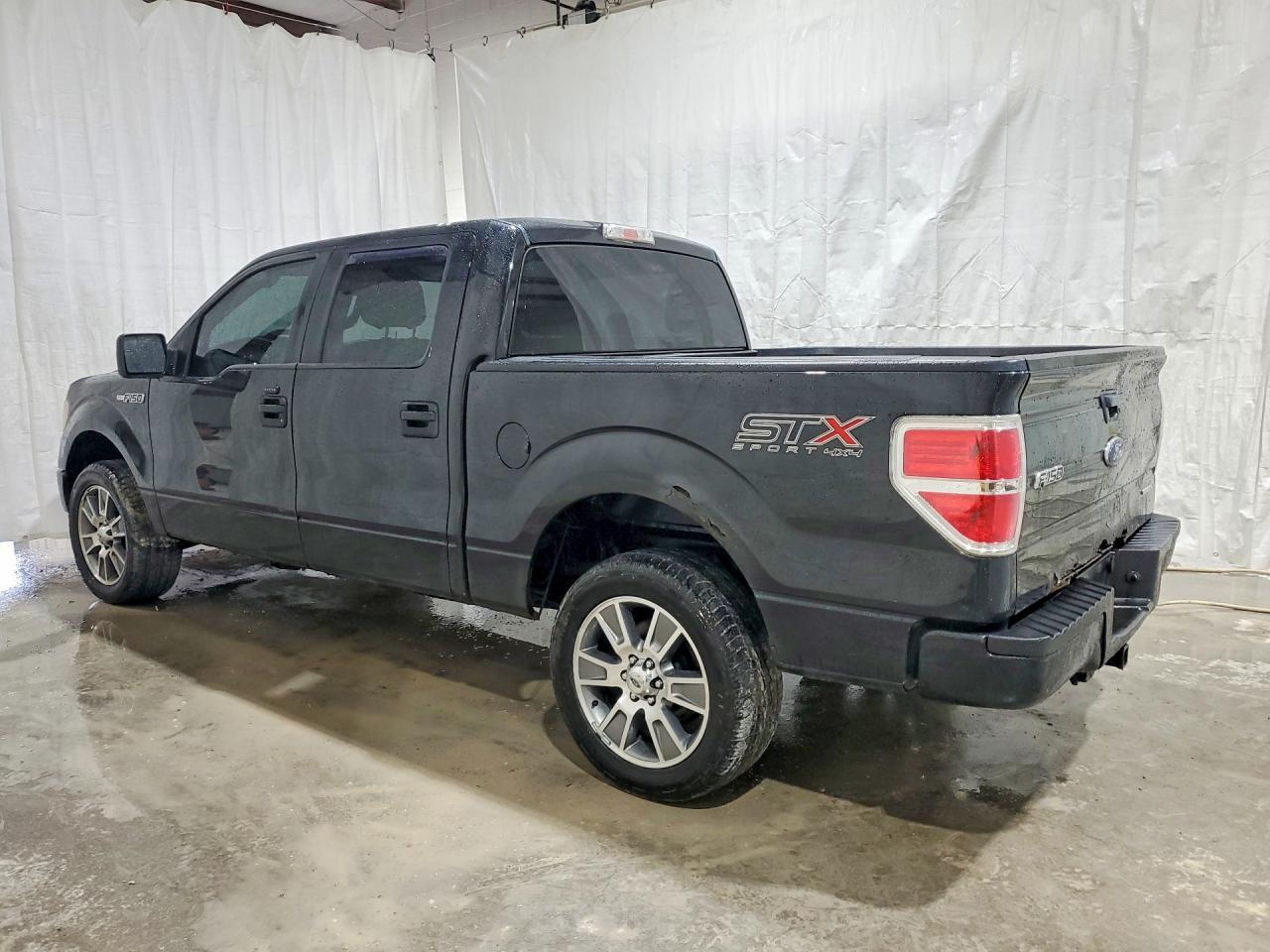 2014 Ford F150 Supercrew - Фото 2