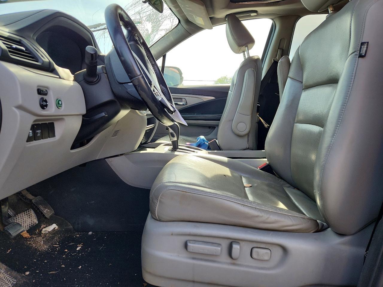 2019 Honda Ridgeline Rtl - Image 7