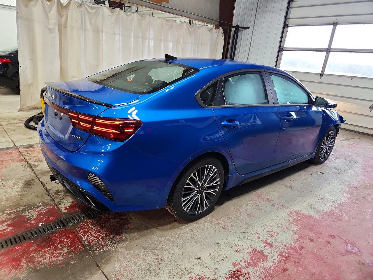 2024 Kia Forte Gt Line - Фото 3