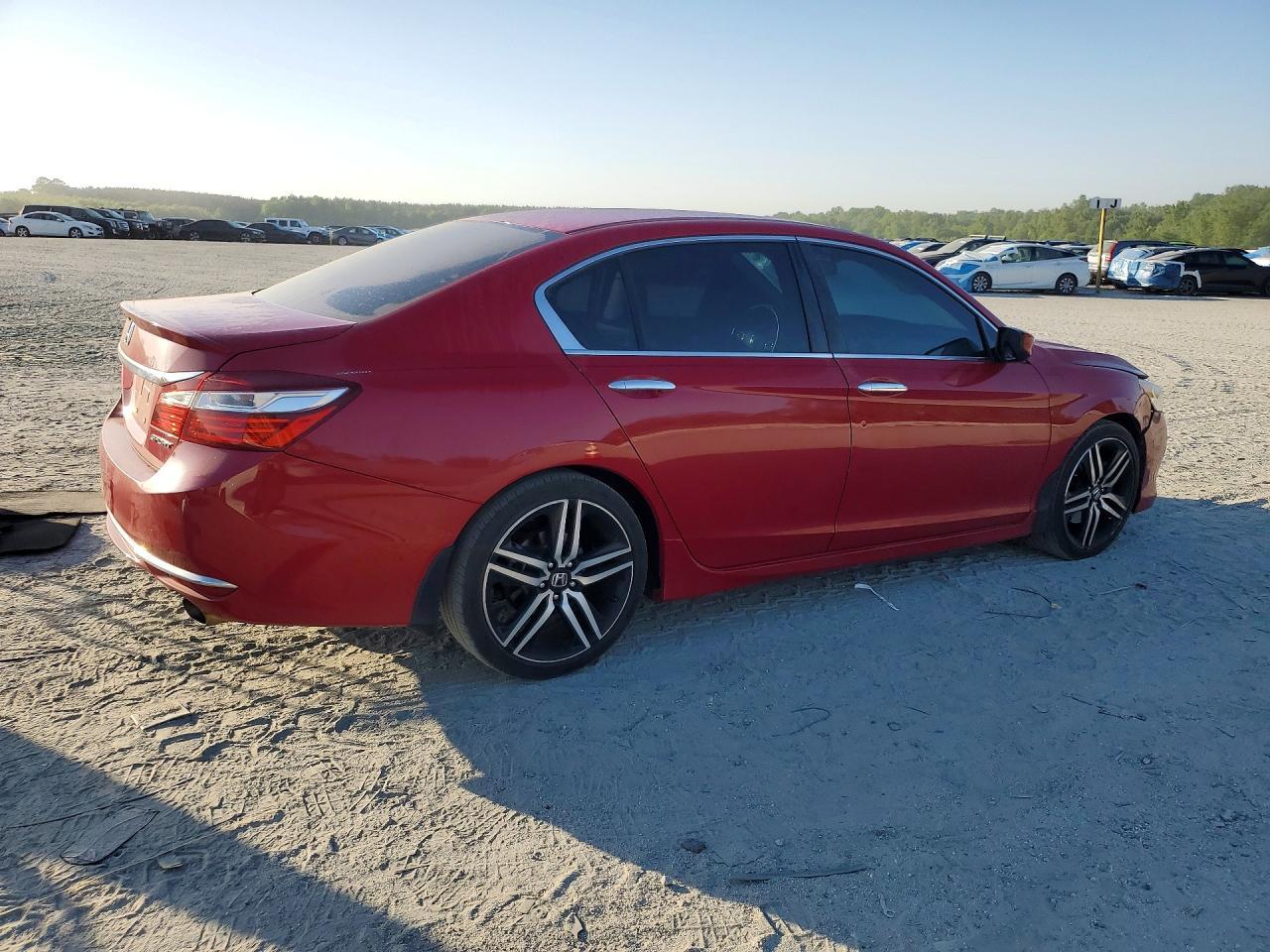 2016 Honda Accord Sport - Image 3