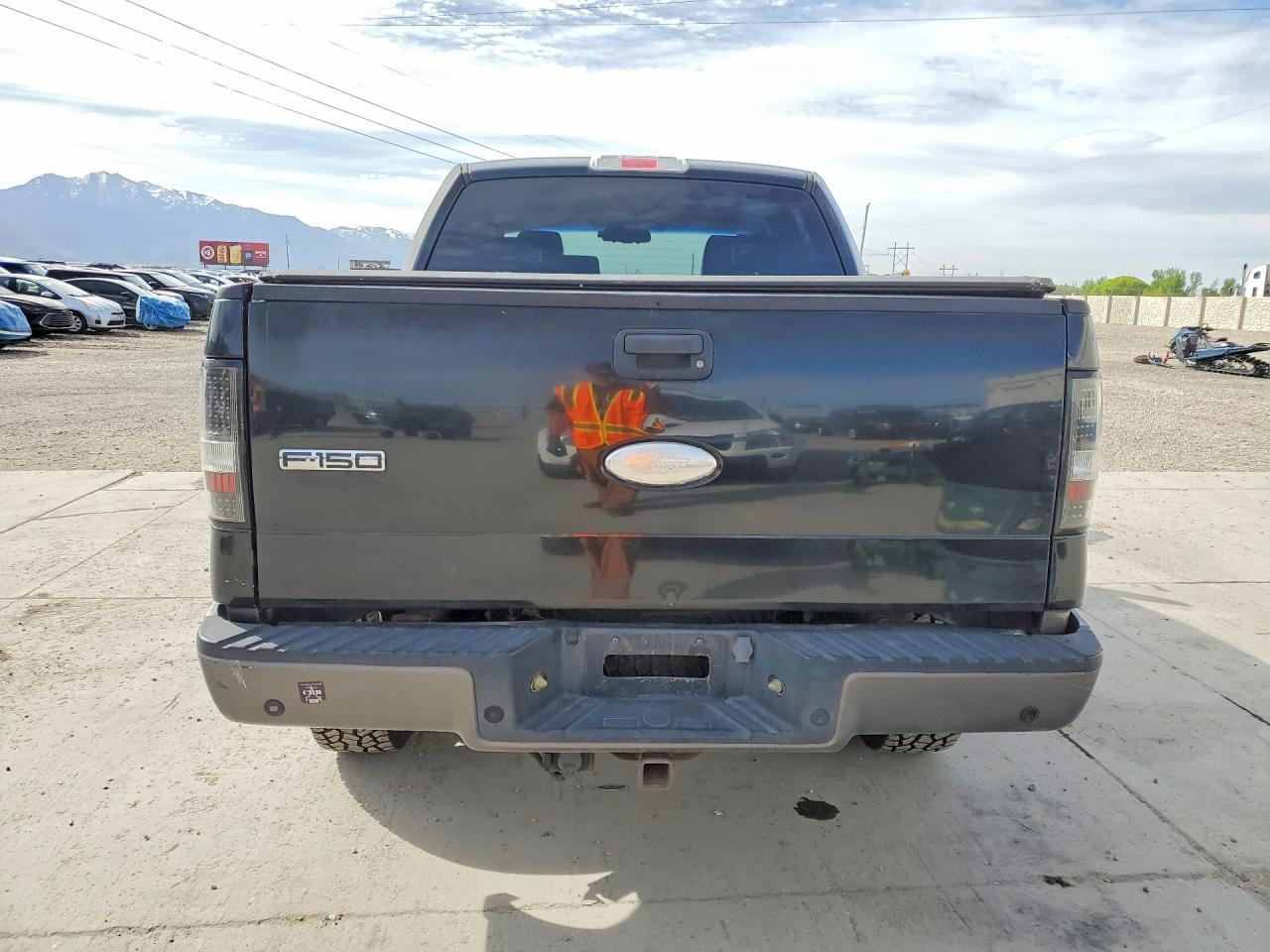 2006 Ford F150 Supercrew - Image 6