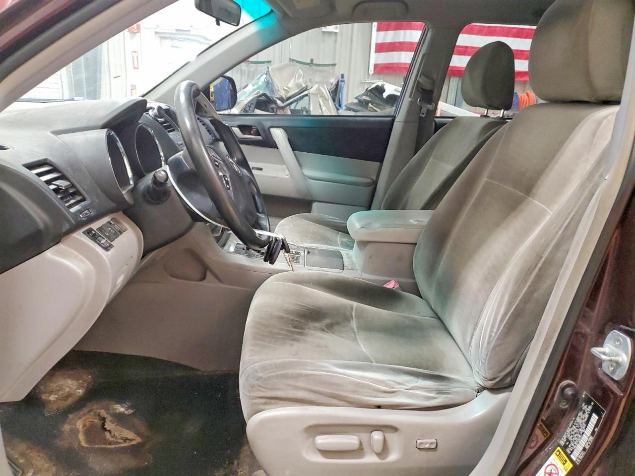 2012 Toyota Highlander Hybrid Base - Фото 7