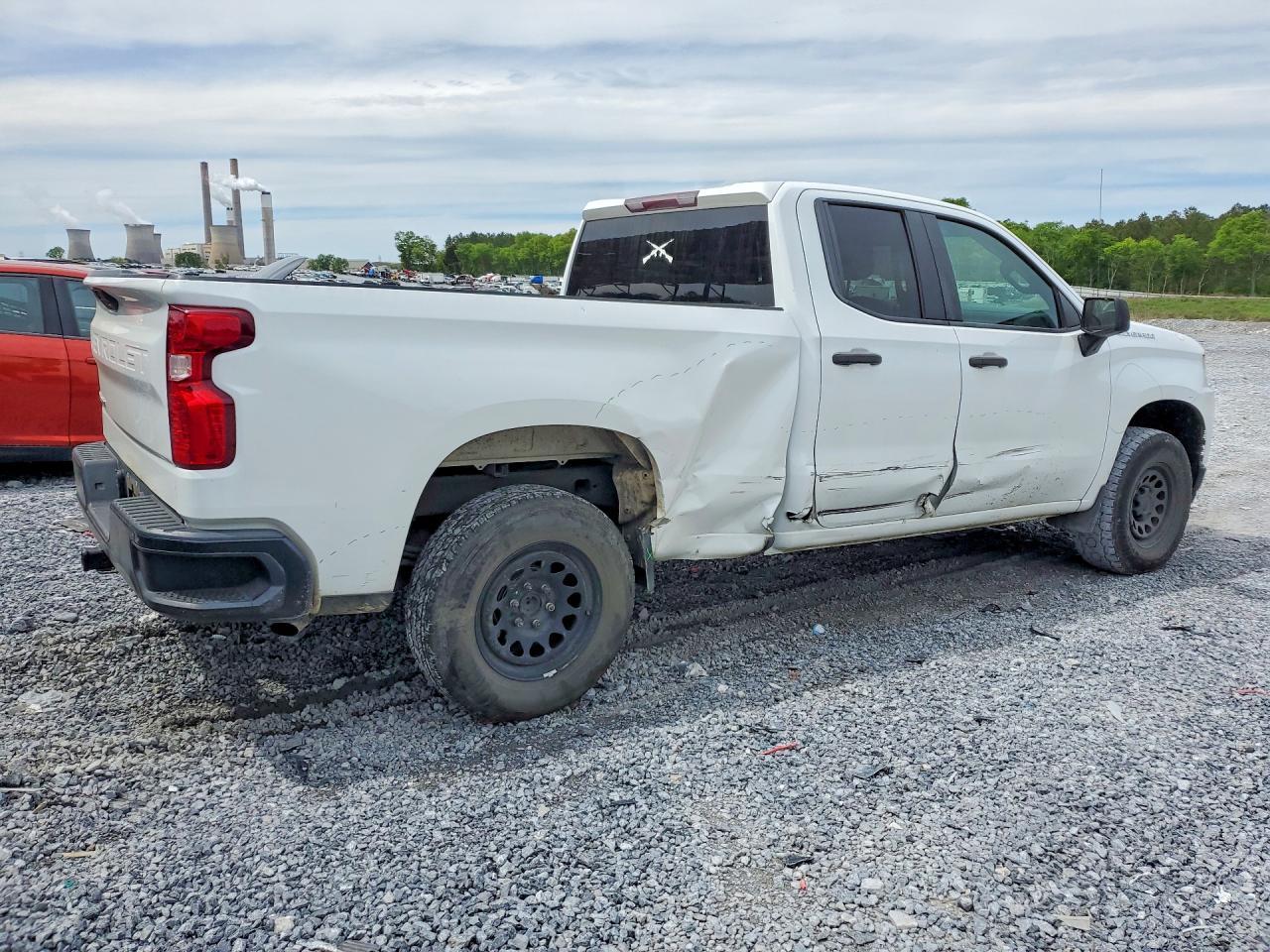 2019 Chevrolet Silverado C1500 - Фото 3