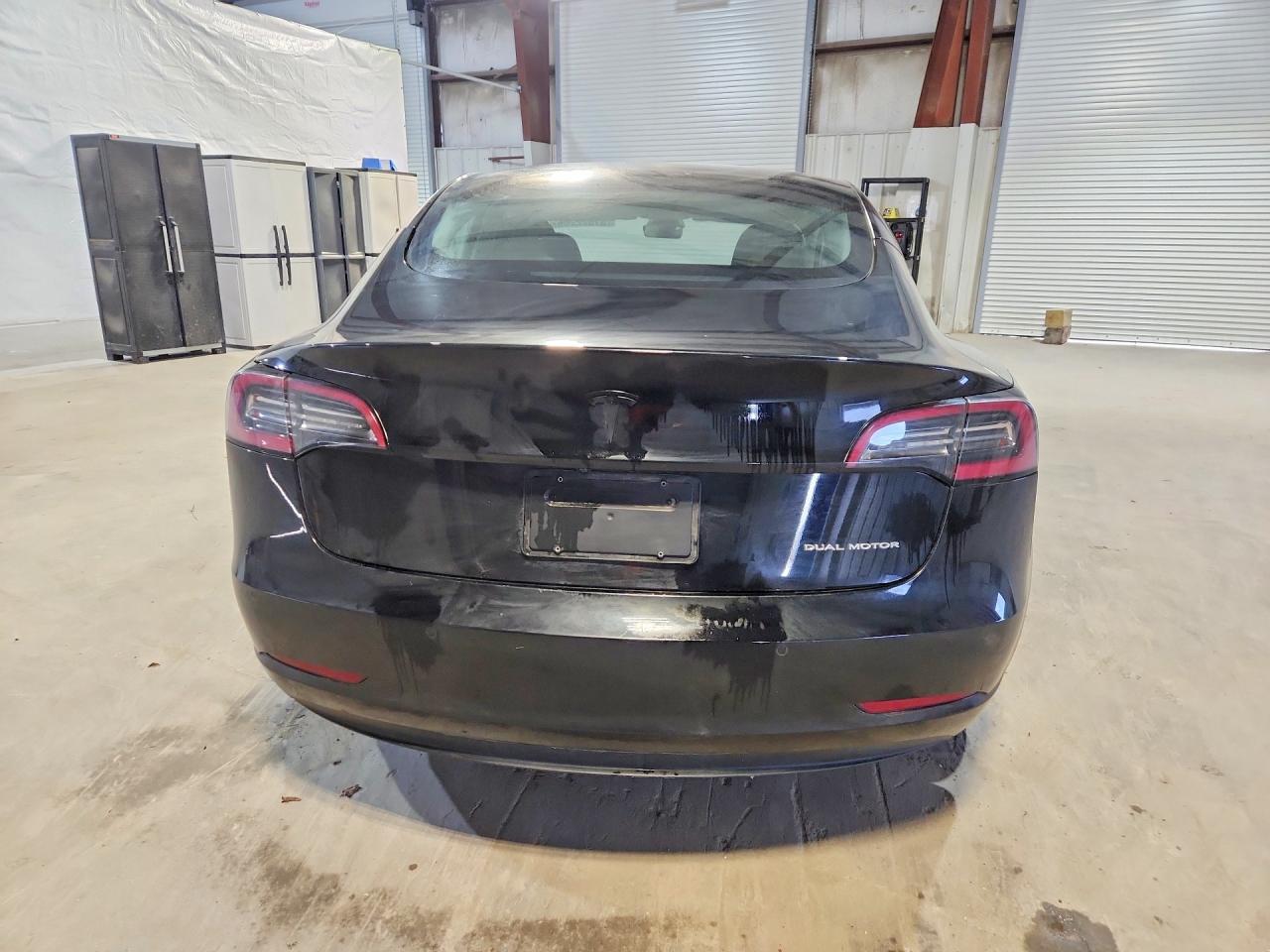 2021 Tesla Model 3 - Фото 6