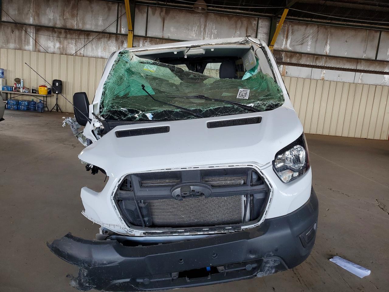 2024 Ford Transit T-250 - Фото 5