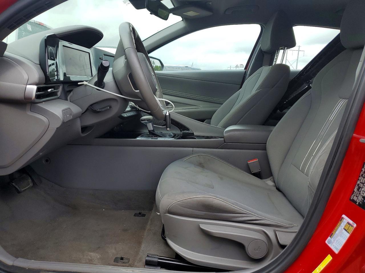 2022 Hyundai Elantra Sel - Image 7