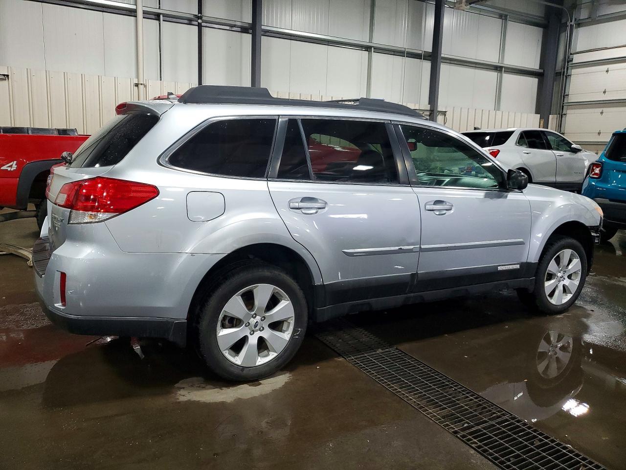 2012 Subaru Outback 2.5I Limited - Фото 3