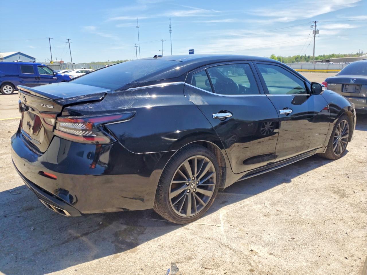 2019 Nissan Maxima Platinum - Image 3