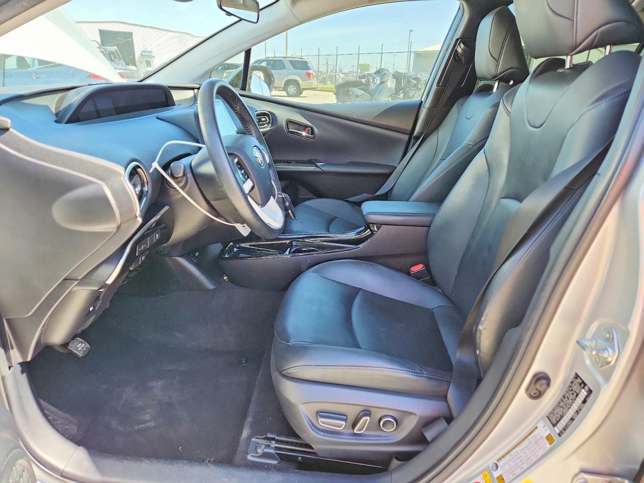 2017 Toyota Prius Prime Premium - Фото 7