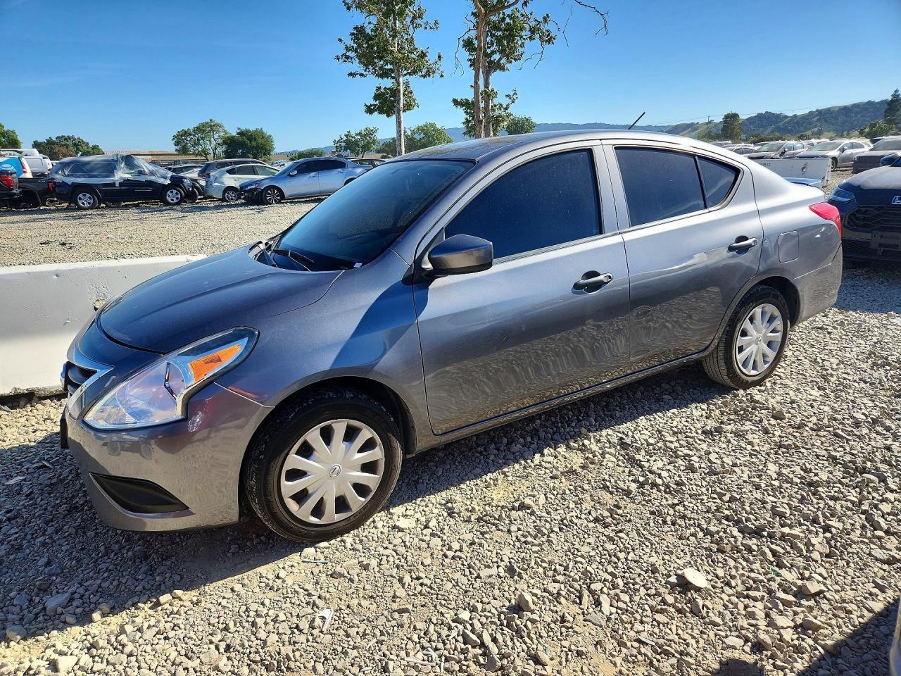 2016 Nissan Versa 1.6 S Plus