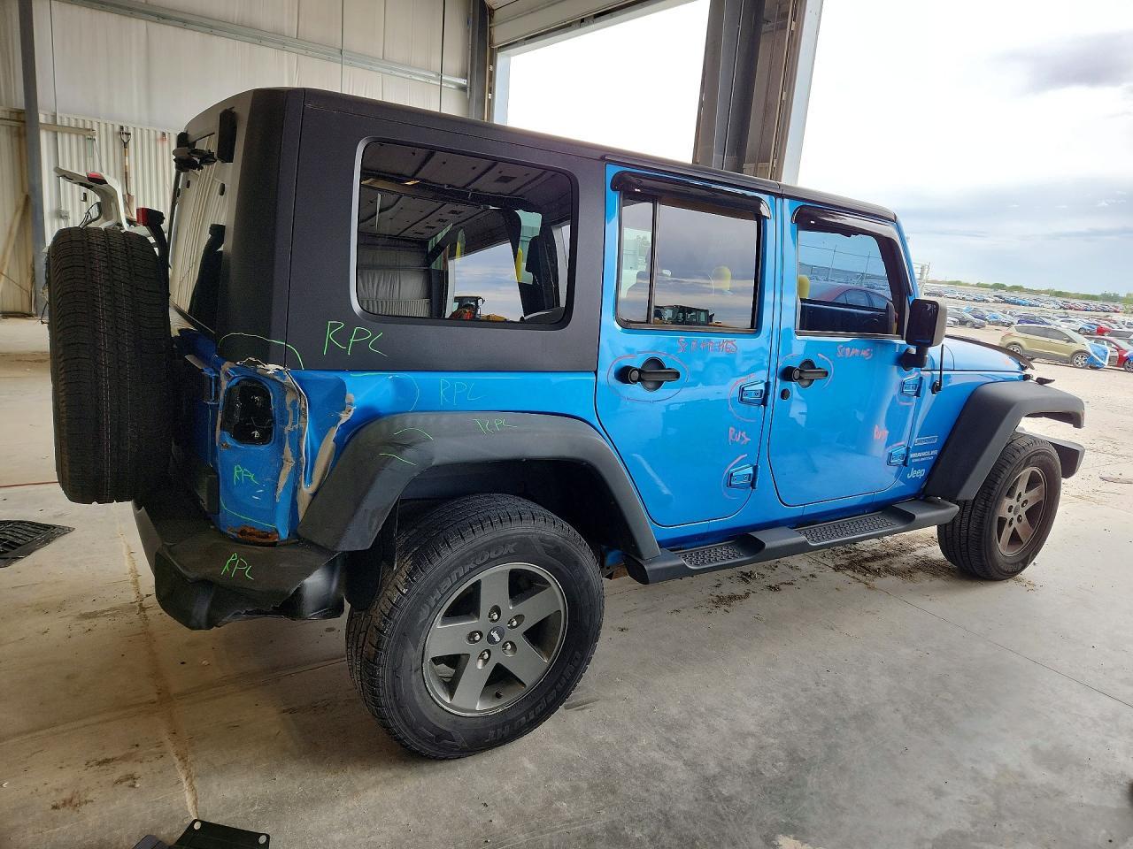 2010 Jeep Wrangler Unlimited Sport - Image 3