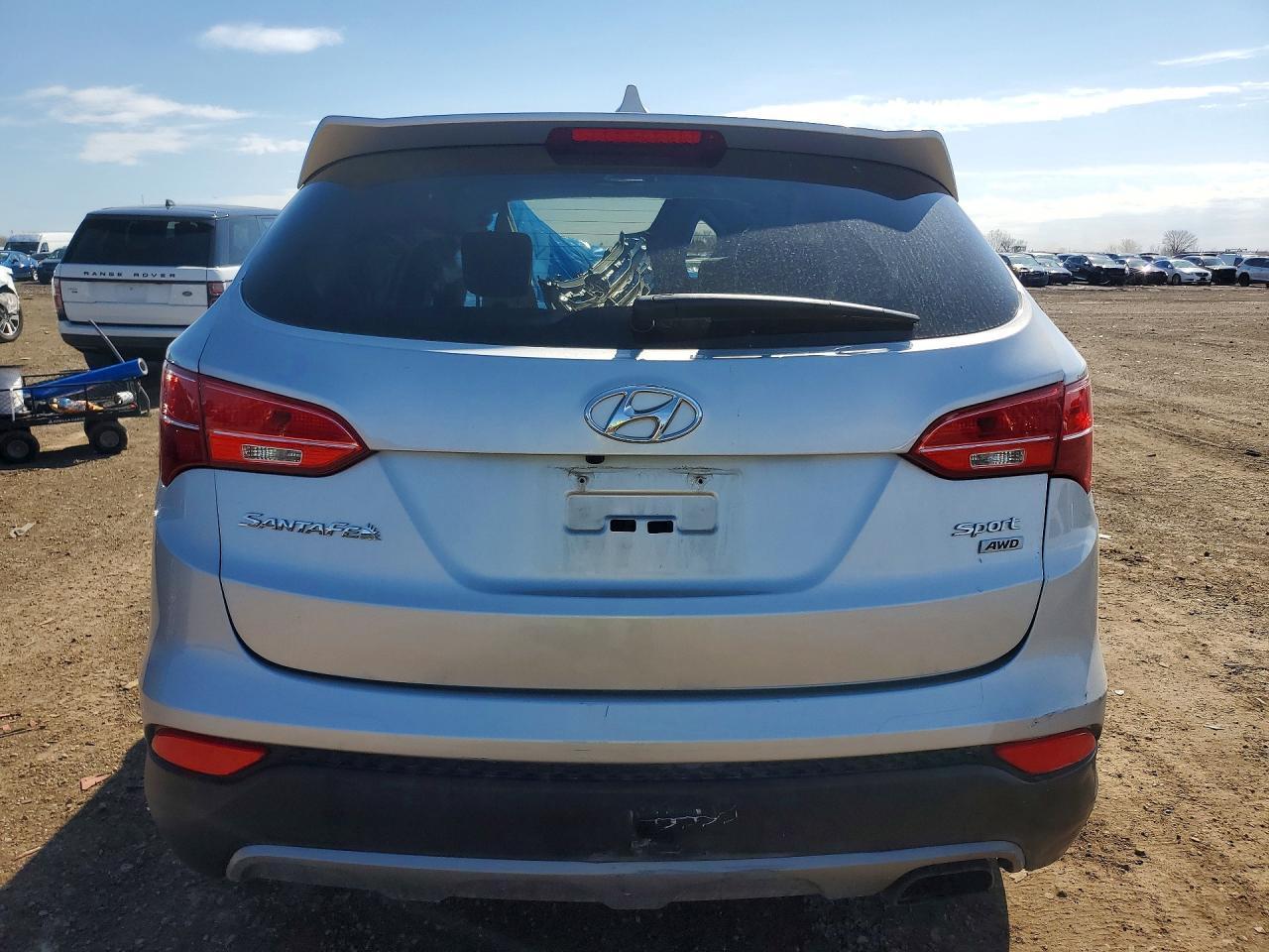2016 Hyundai Santa Fe Sport 2.4L - Image 6