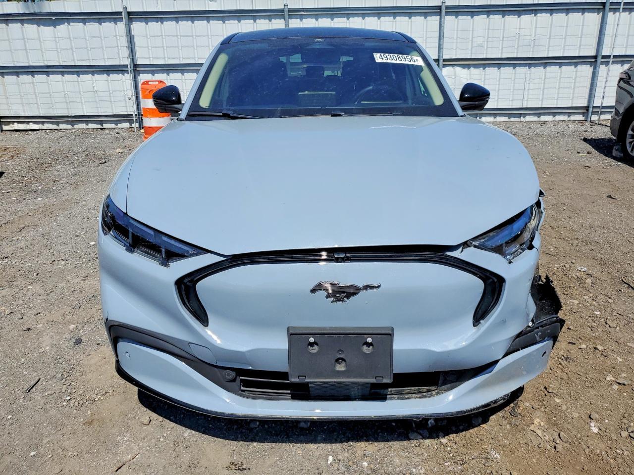 2024 Ford Mustang Mach-E Premium - Фото 5