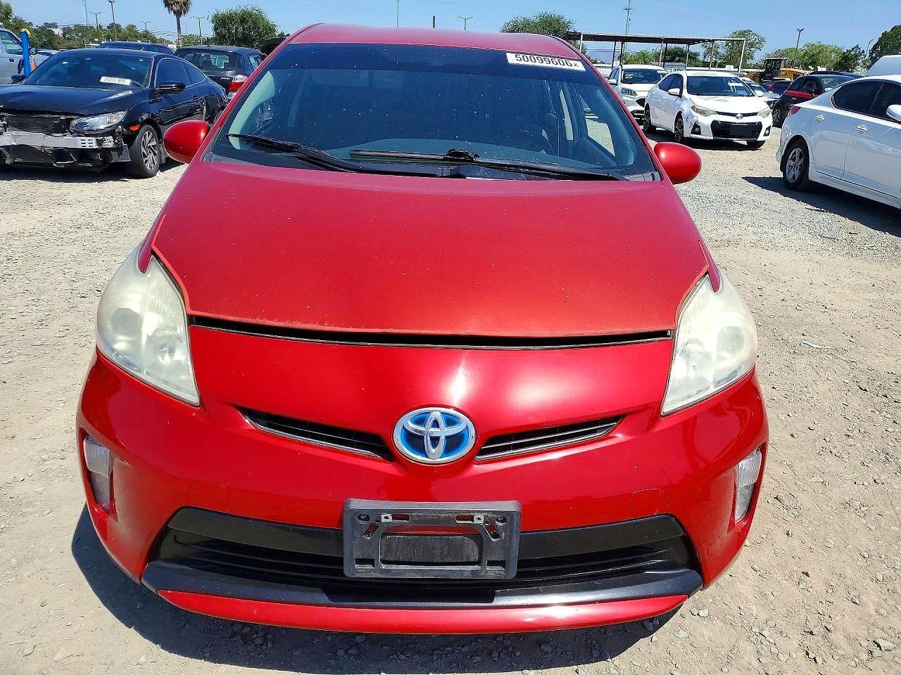 2014 Toyota Prius Two - Фото 5