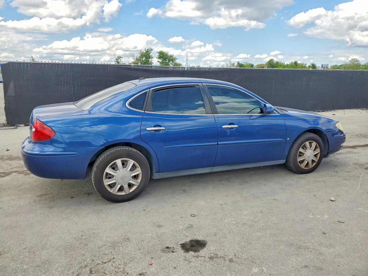 2006 Buick Lacrosse Cx - Image 3