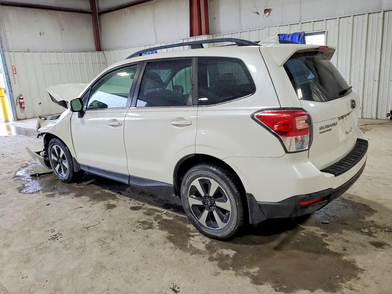 2018 Subaru Forester 2.5I Limited - Фото 2