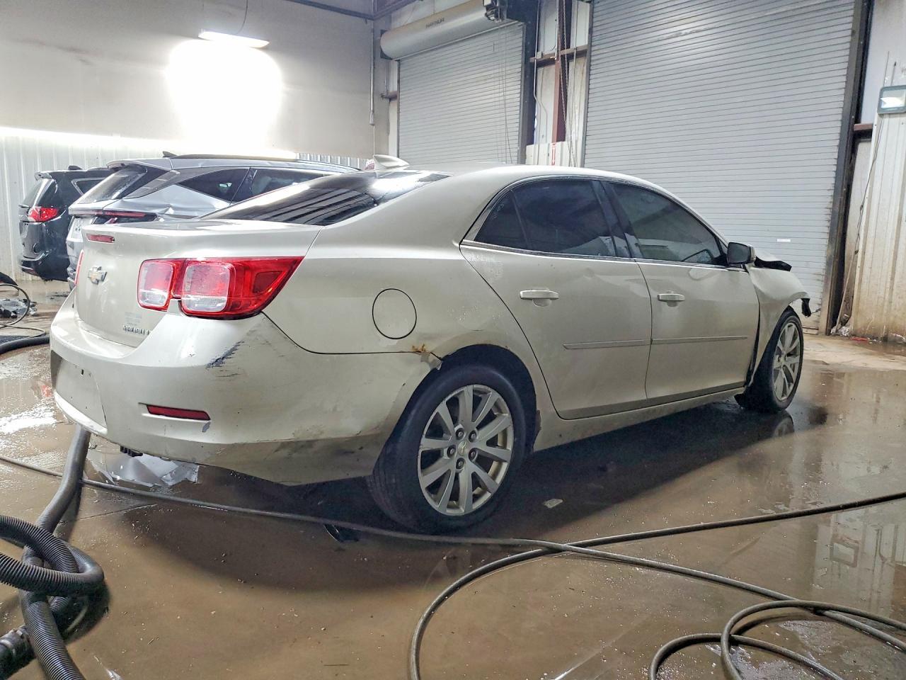 2015 Chevrolet Malibu 2Lt - Image 3