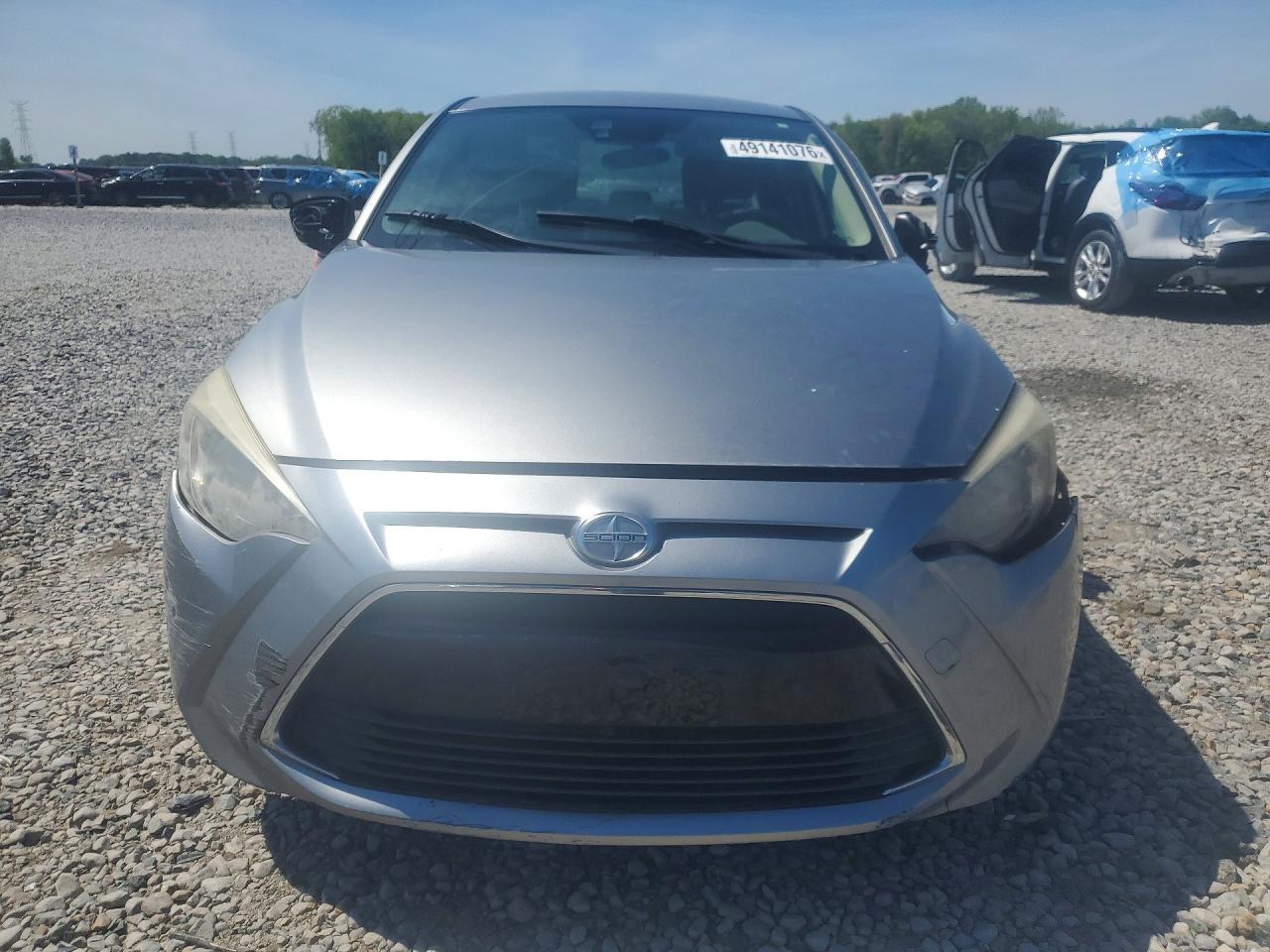 2016 Scion Ia Base - Фото 5
