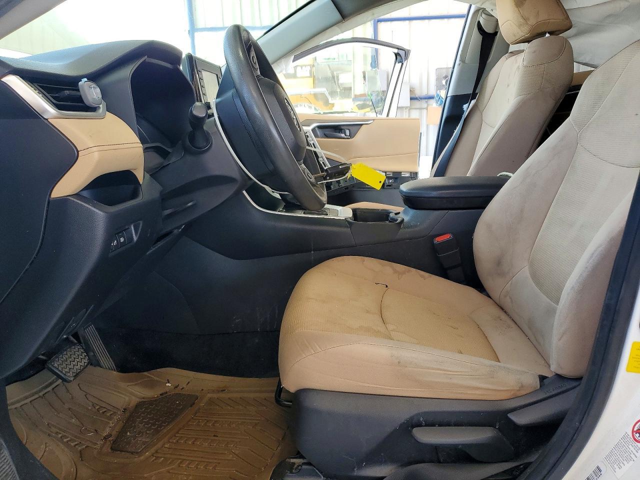 2019 Toyota Rav4 - Image 7