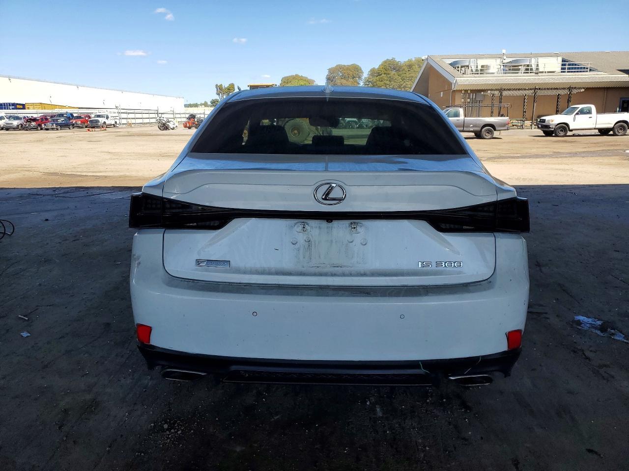 2019 Lexus Is 300 Base - Фото 6