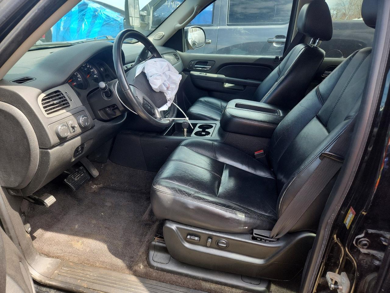 2011 Chevrolet Avalanche Lt - Image 7