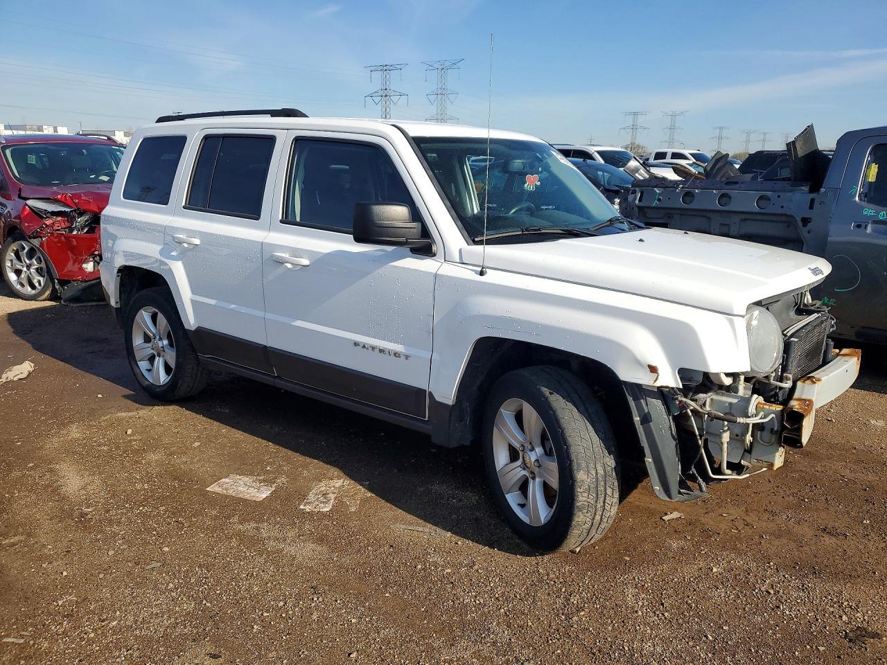 2014 Jeep Patriot Latitude - Фото 4