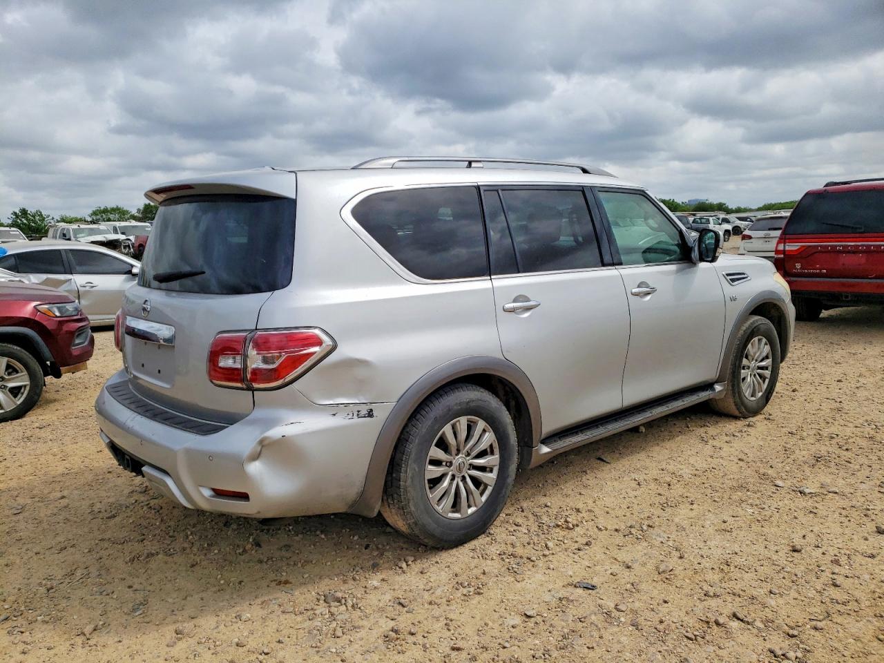 2017 Nissan Armada Sv - Фото 3