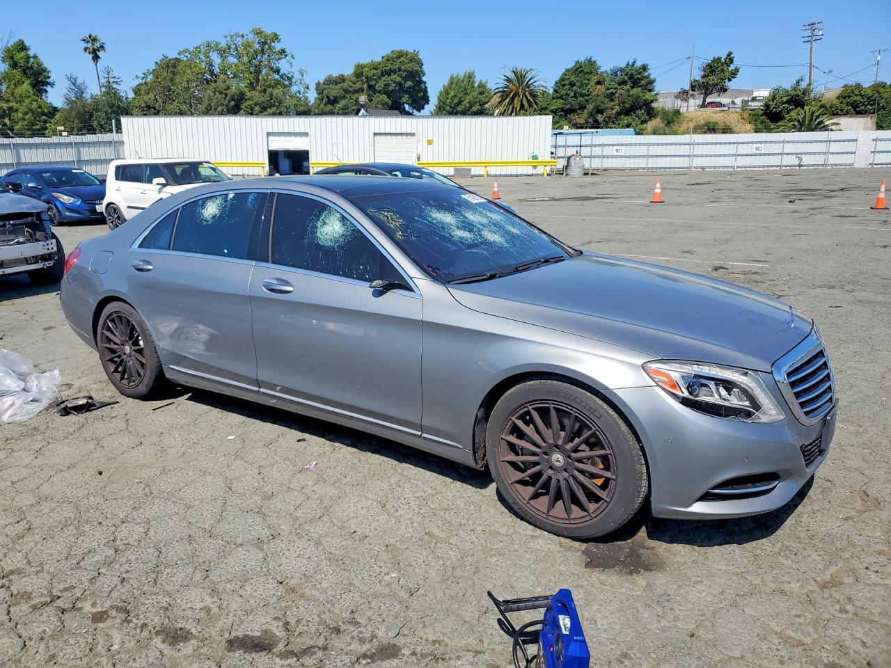 2015 Mercedes-Benz S 550 - Image 4