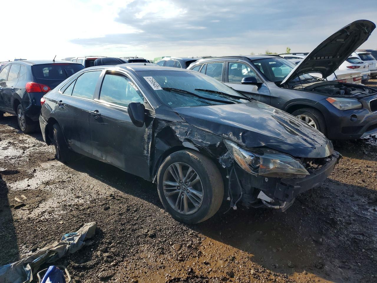 2017 Toyota Camry Se - Фото 4