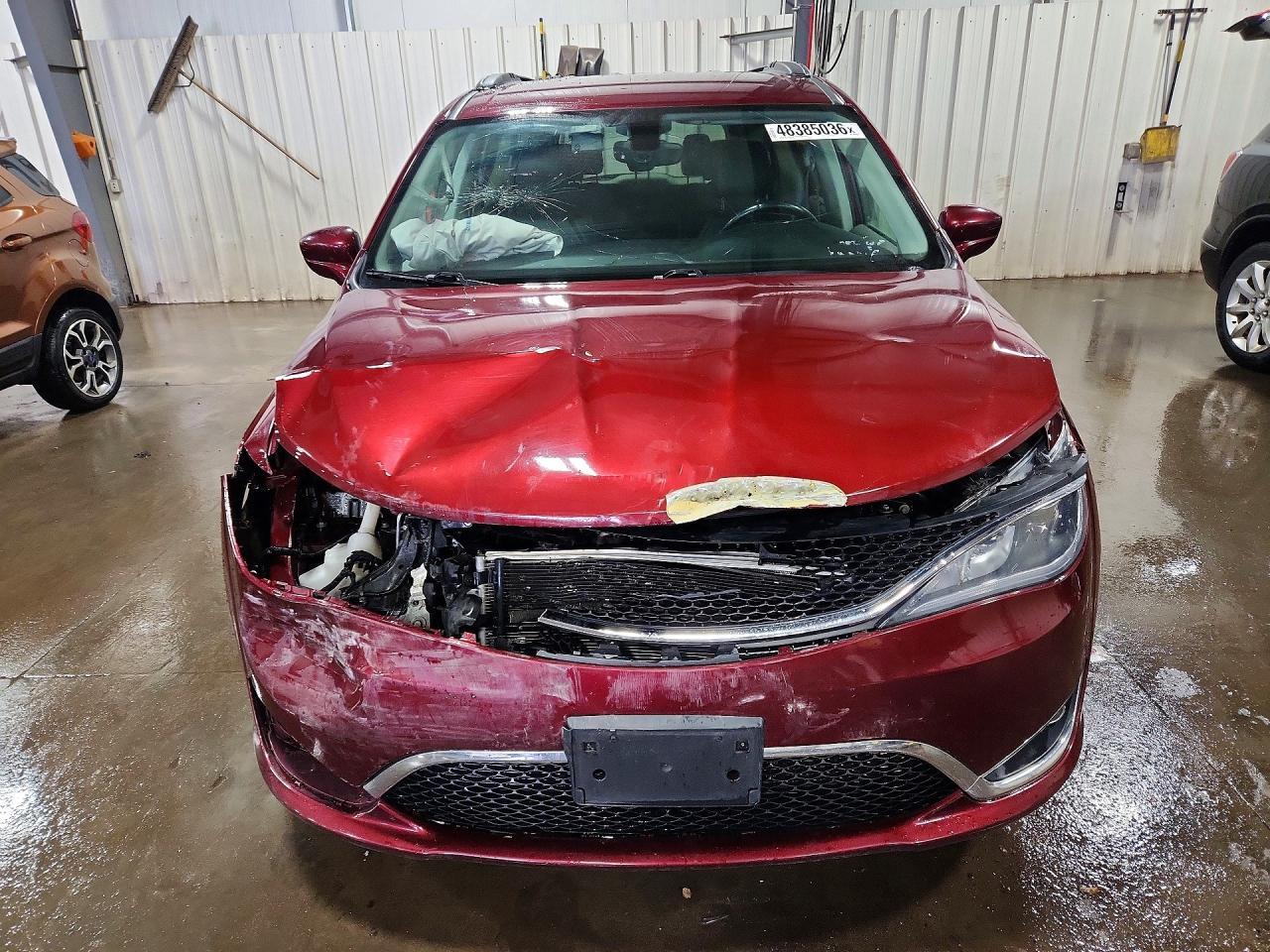 2017 Chrysler Pacifica Touring L Plus - Image 5