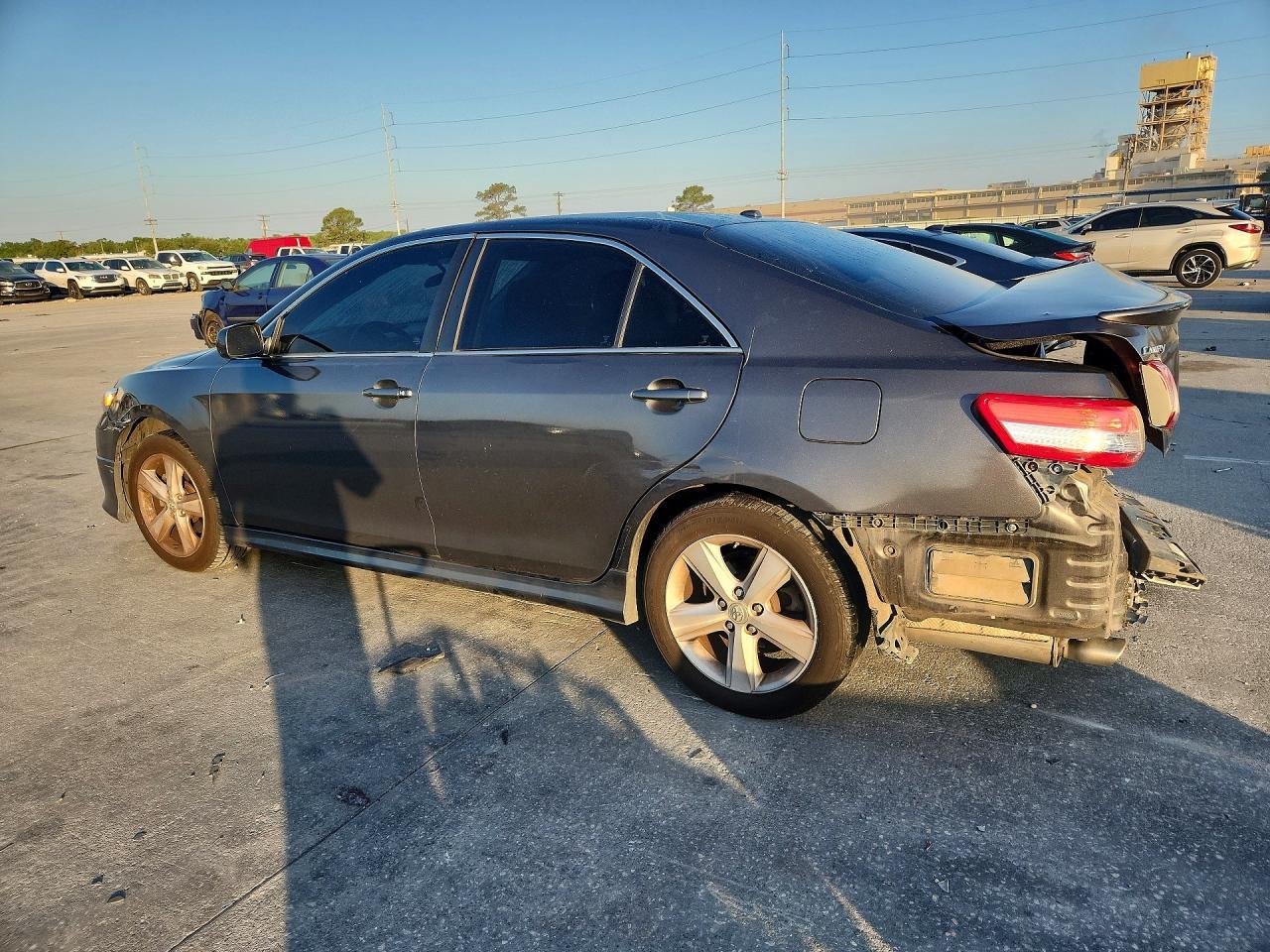 2010 Toyota Camry Se V6 - Фото 2