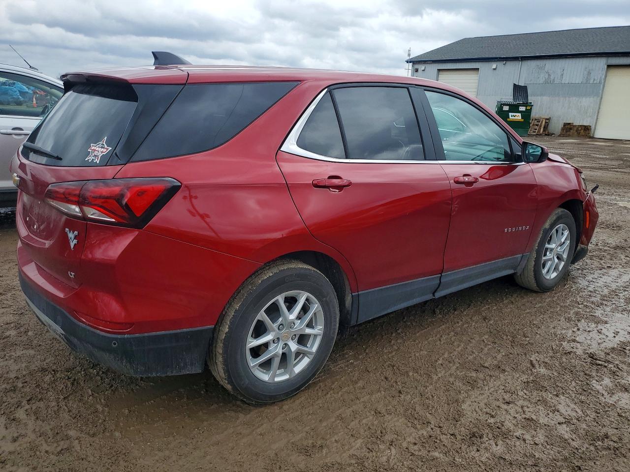 2024 Chevrolet Equinox - Image 3