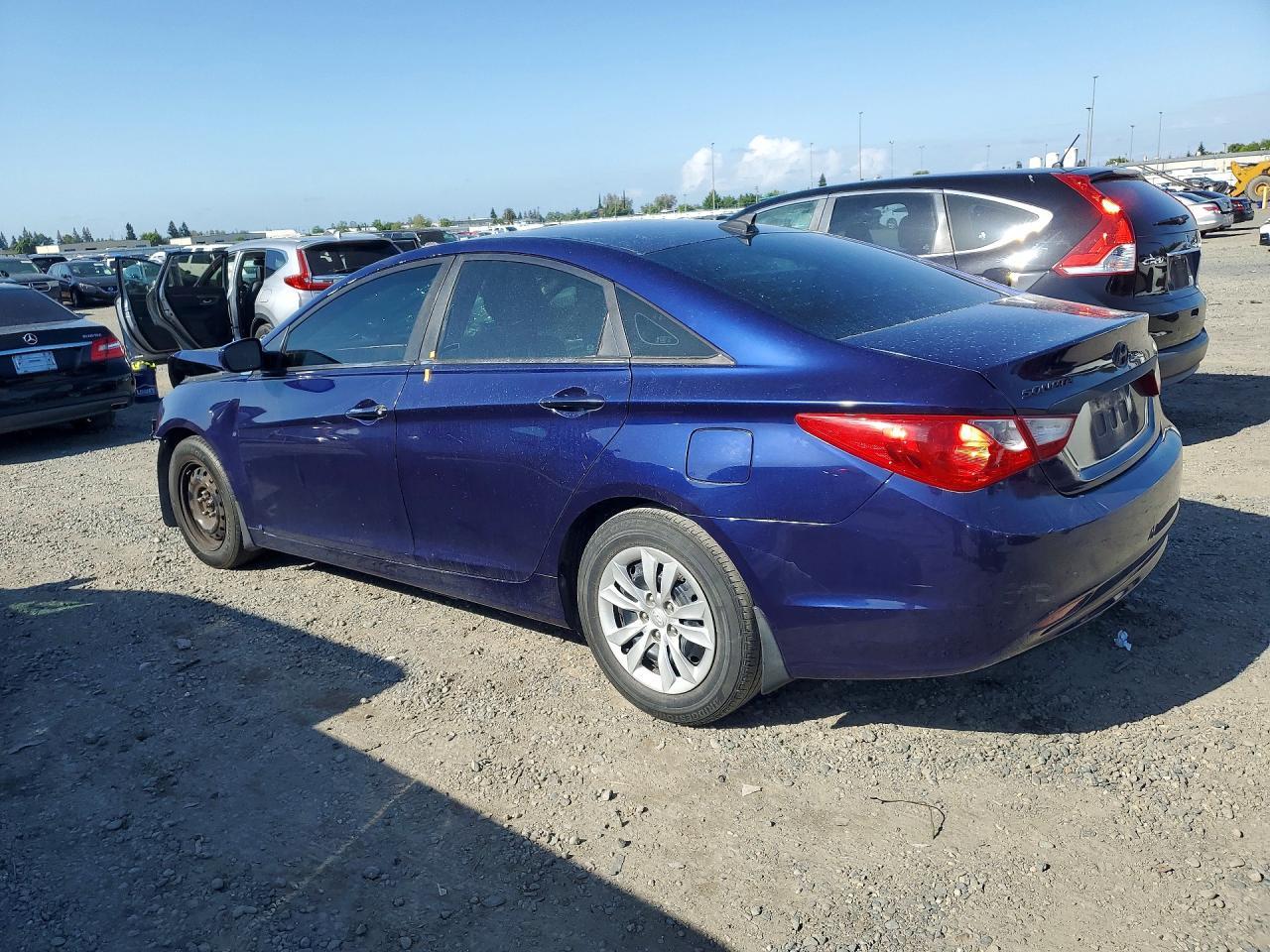 2013 Hyundai Sonata Gls - Image 2