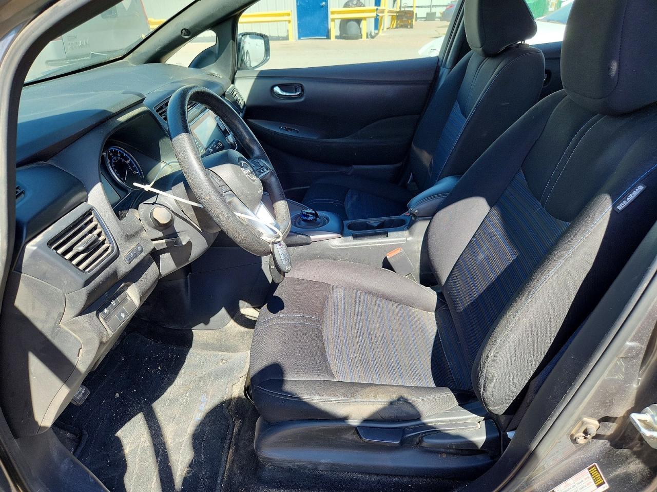 2025 Nissan Leaf S - Фото 7