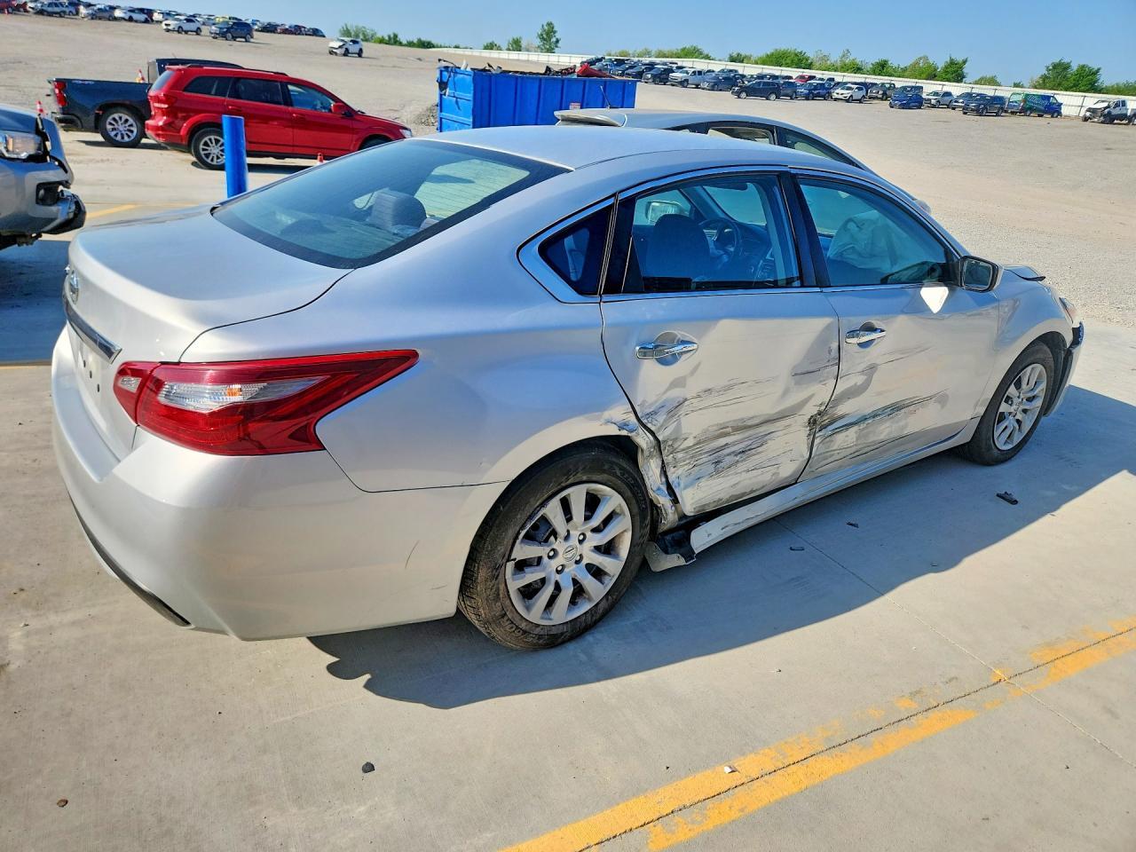 2018 Nissan Altima 2.5 S - Image 3