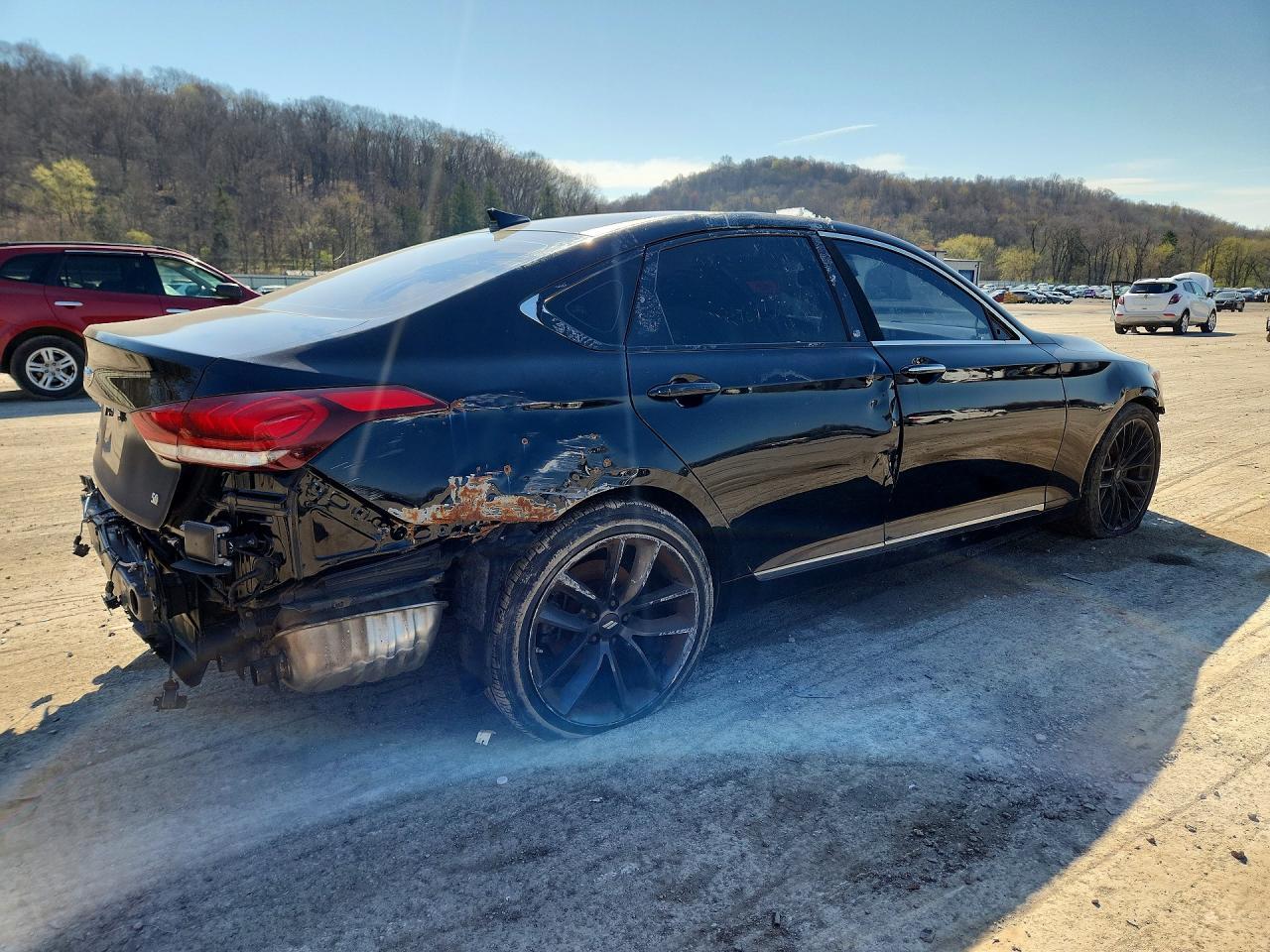 2015 Hyundai Genesis 5.0L - Фото 3
