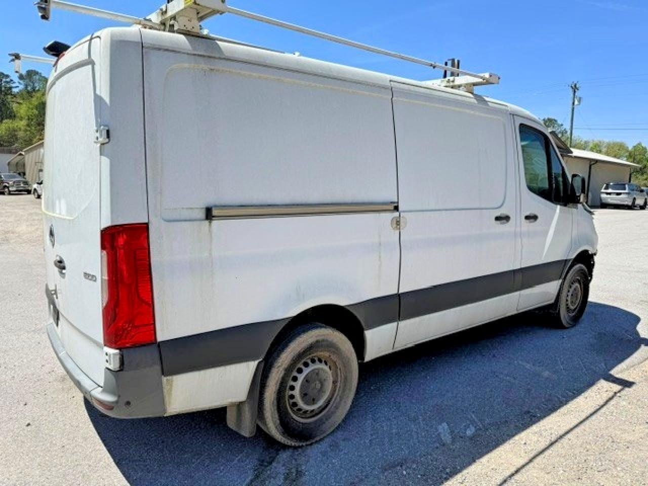 2019 Mercedes-Benz Sprinter 1500 - Фото 3