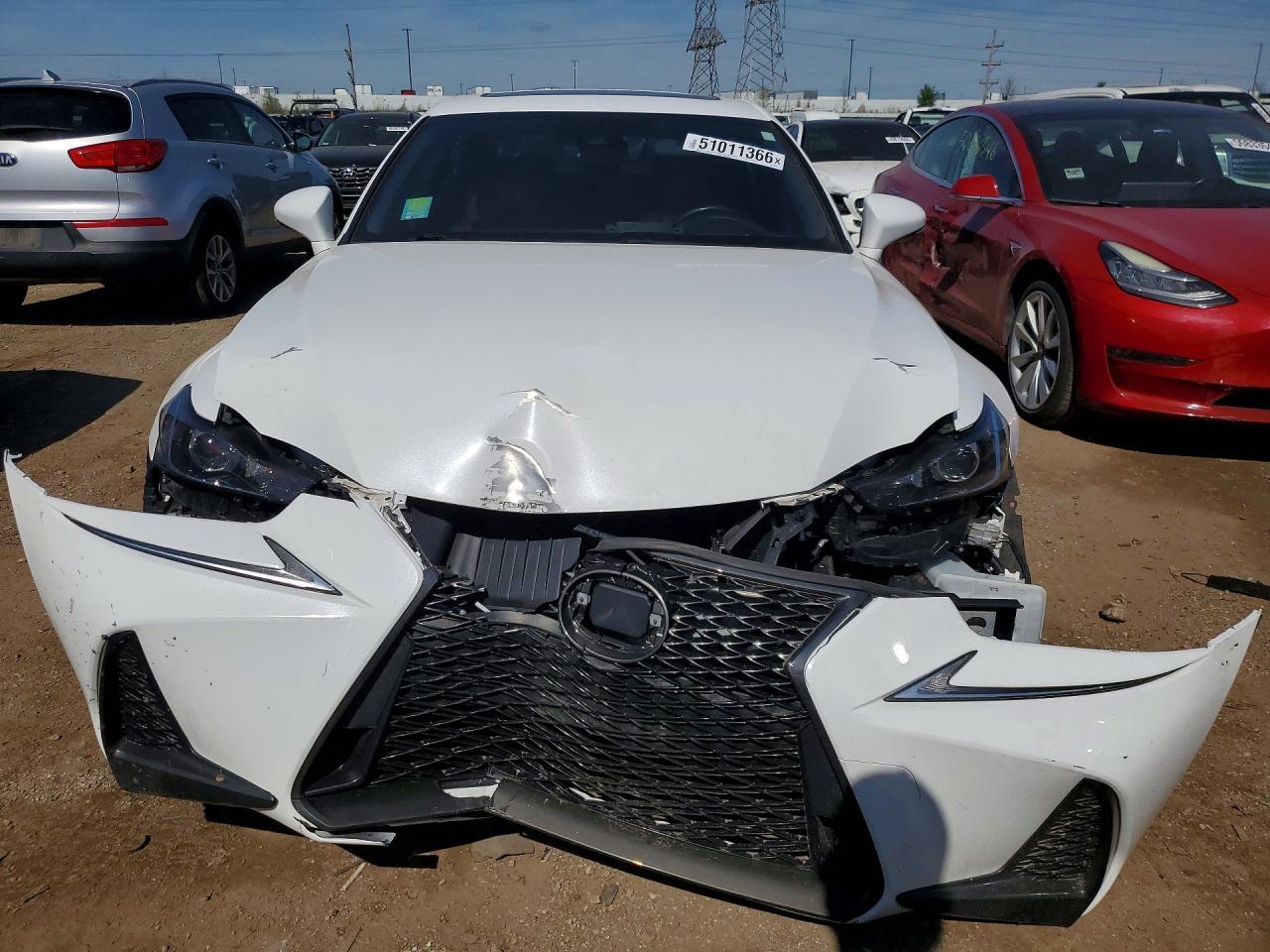 2017 Lexus Is 300 - Фото 5
