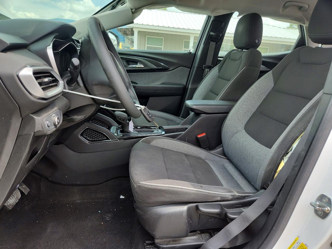 2022 Chevrolet Trailblazer Ls - Image 7