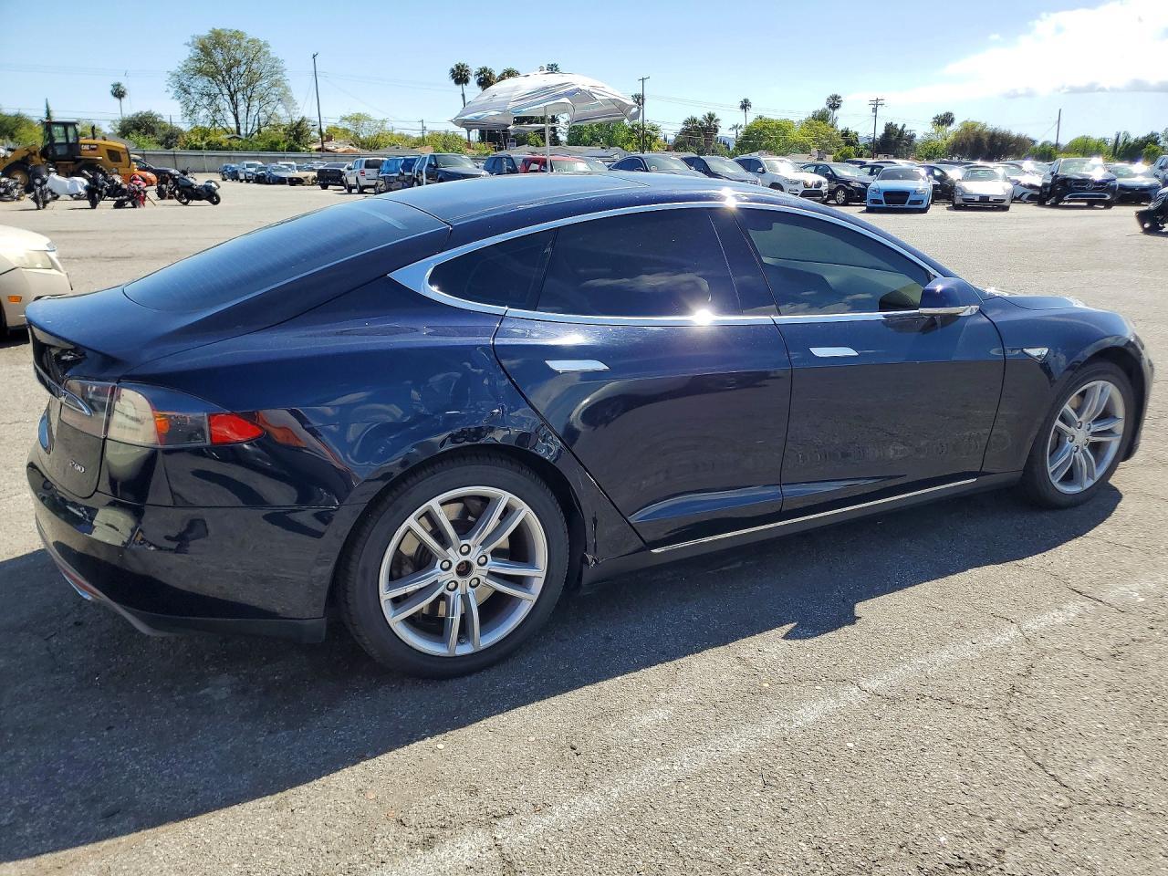 2013 Tesla Model S - Фото 3