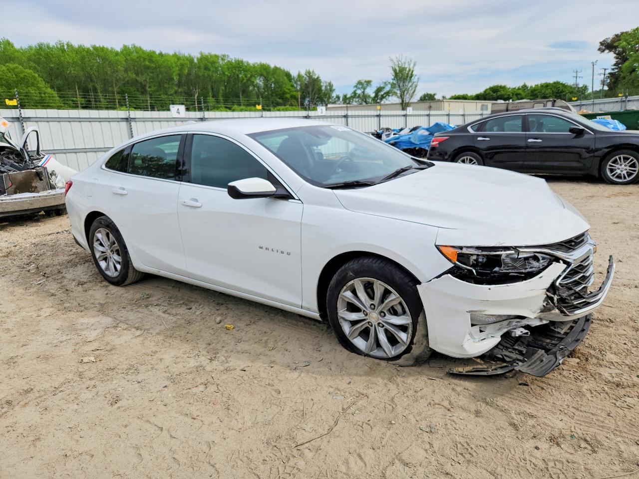 2023 Chevrolet Malibu Lt - Image 4