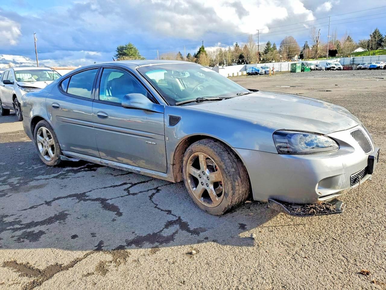 2008 Pontiac Grandprix - Image 4