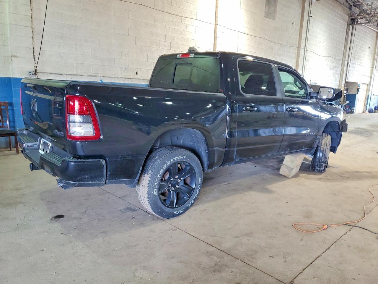 2021 Ram 1500 Big Horn - Фото 3