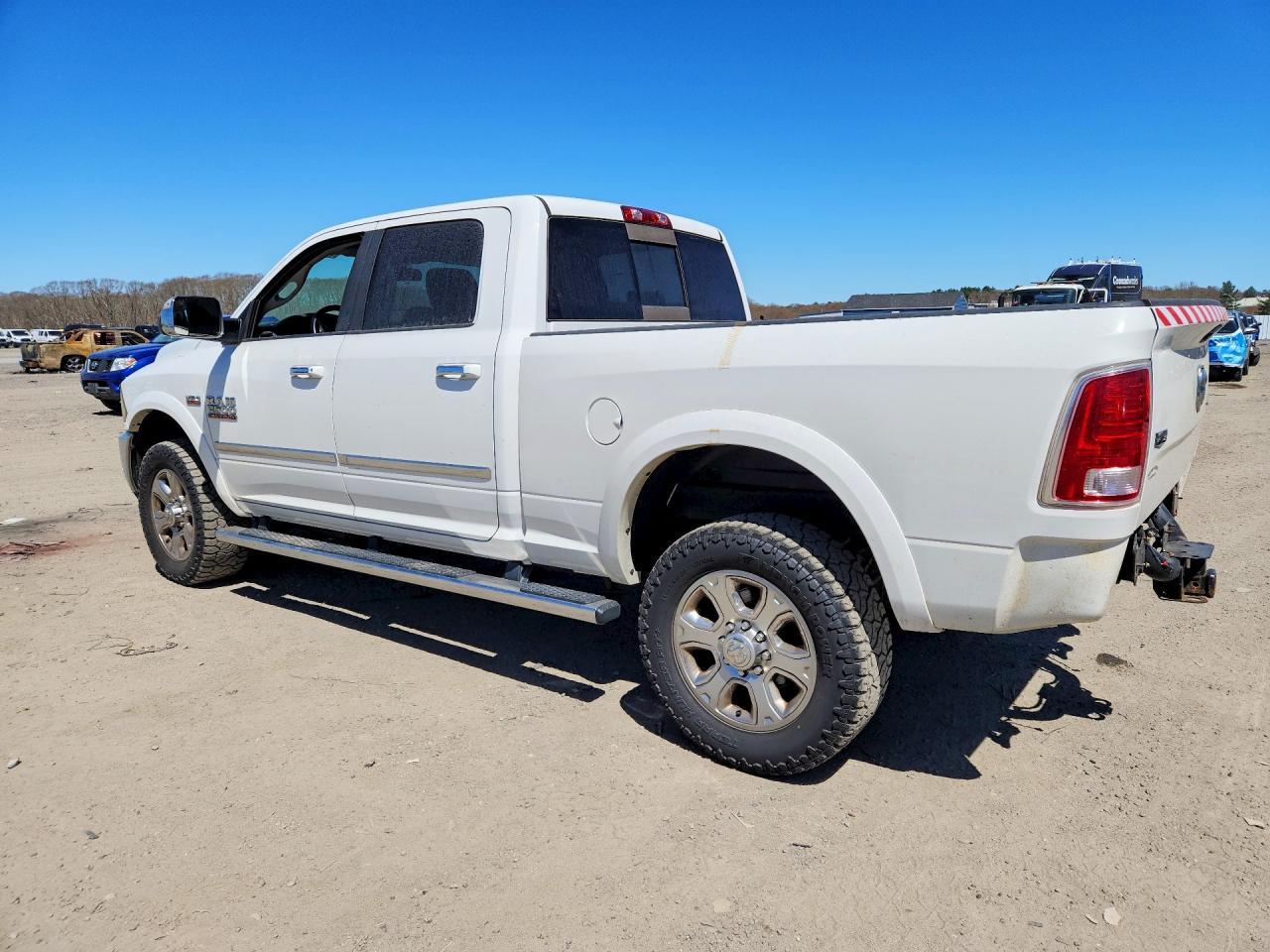 2017 Ram 2500 Laramie - Фото 2