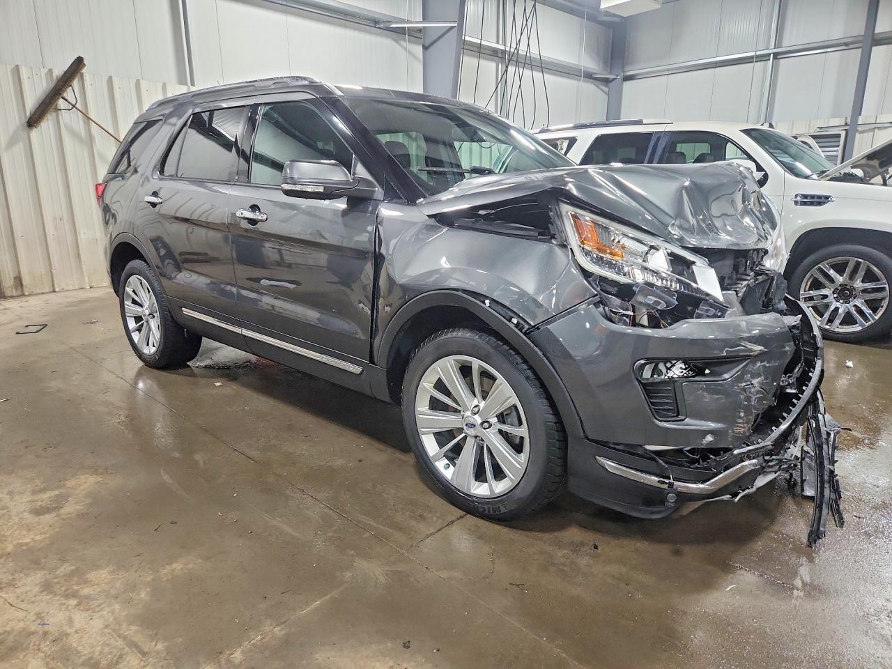 2018 Ford Explorer Limited - Фото 4