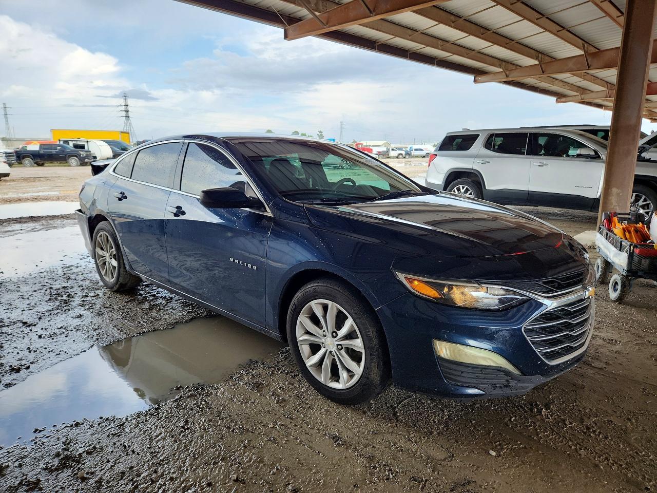 2021 Chevrolet Malibu Lt - Фото 4
