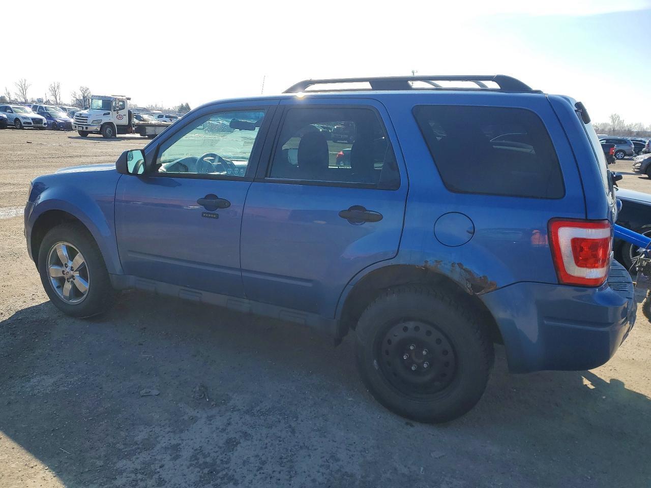 2010 Ford Escape Xlt - Фото 2