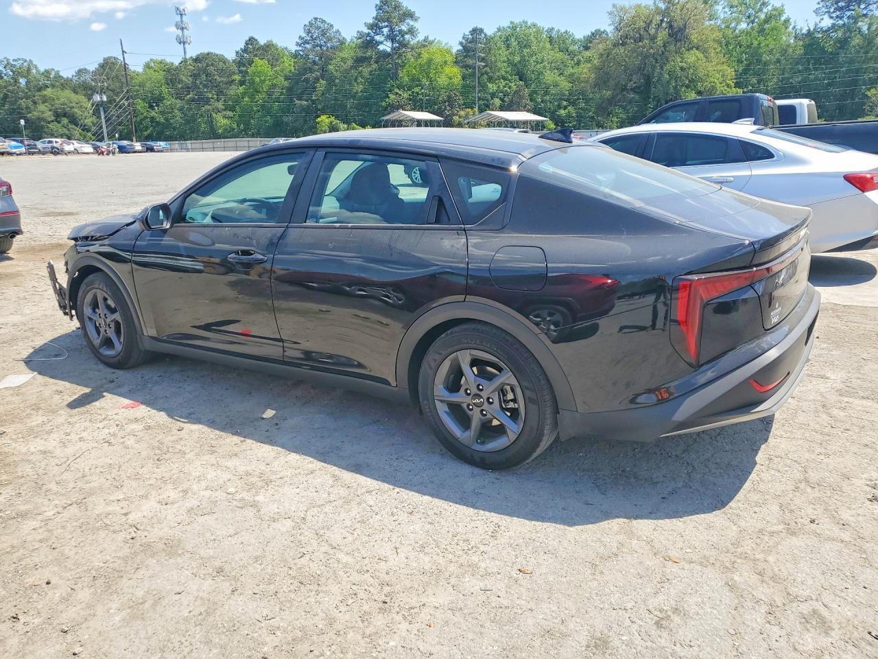 2025 Kia K4 Lxs - Image 2
